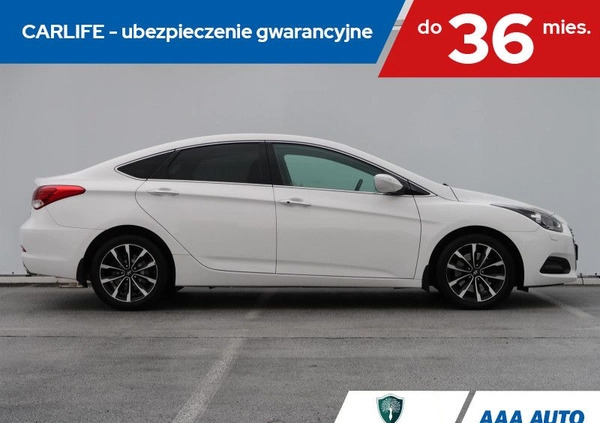 Hyundai i40 cena 52000 przebieg: 142721, rok produkcji 2016 z Krzeszowice małe 379